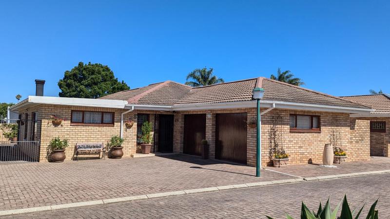 3 Bedroom Property for Sale in Denver Park Western Cape